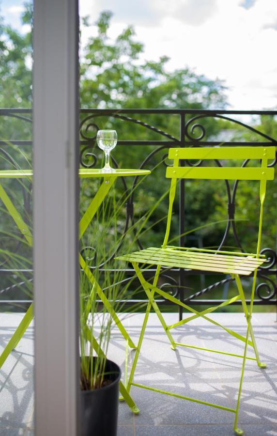 Modern Apartmeents Near Central Park Полтава Екстериор снимка